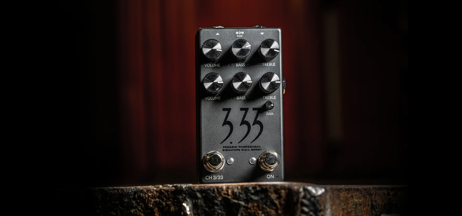Fortin 3.33: análisis del nuevo booster de Fredrik Thordendal, diez años después del original 1 Pedal Fortin 3.33 de Fredrik Thordendal con doble booster y noise gate integrado.