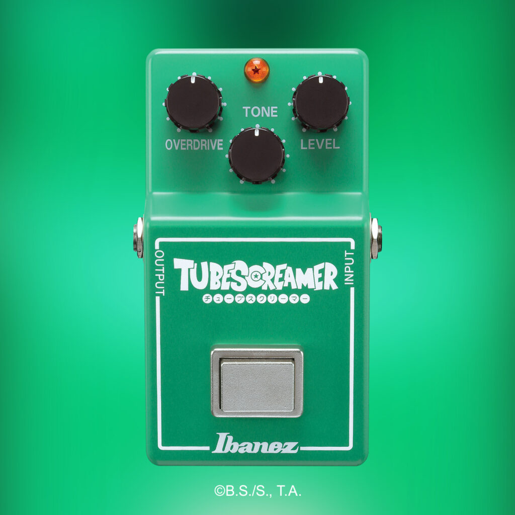 Ibanez Dragon Ball Z: análisis de la colección oficial que llegará en 2027 (RG japonesa, bajo, Tube Screamer y más...) 7 Ibanez Dragon Ball Z Collaboration Tube Screamer, pedal de overdrive basado en el clásico Tube Screamer con acabado verde característico, controles de Overdrive, Tone y Level, e identidad visual inspirada en Dragon Ball Z, incluyendo tipografía personalizada y detalles gráficos temáticos en el frontal del pedal.